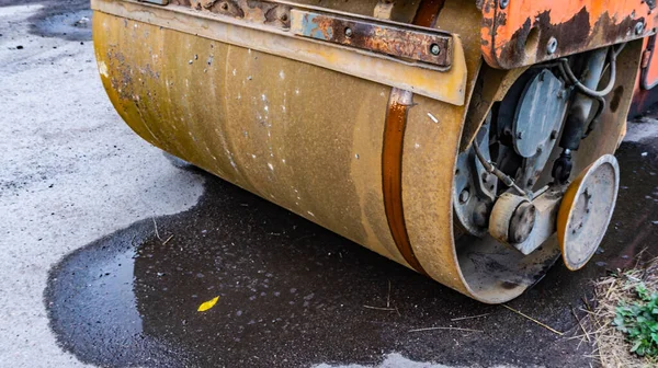 Şehirde yeni bir yol inşaatı