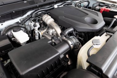 closeup motoru araba parçası. Yeni araba motor modern detay .
