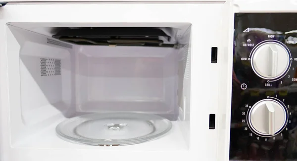 Open Empty New Microwave Microwave Oven — Stock Photo, Image