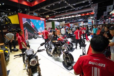 Bangkok, Tayland - 06 Nisan 2019: Ducati motosiklet bölgesi, 06 Nisan 2019 tarihinde Bangkok, Tayland'da 40.Bangkok Uluslararası Motor Show'da gösterildi..