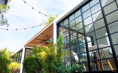 Modern metal beyaz bina ev konteyner nakliye üzerinden yapılan .