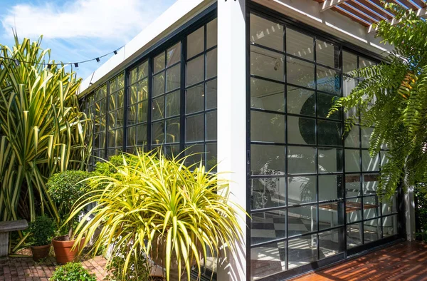 Modern metal beyaz bina ev konteyner nakliye üzerinden yapılan .