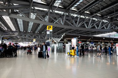 Bangkok, Tayland 18 Ağustos 2019 : inside Suvarnabhumi Internationalairport, Bangkok, Tayland