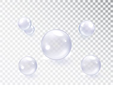 Şeffaf bir arkaplanda yüzen sabun köpükleri