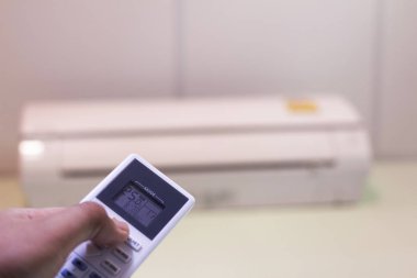 Uzaktan kumanda ile Klima