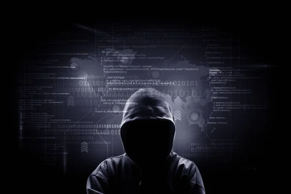 インターネット犯罪の概念 デジタル インターフェイス周りの暗いデジタル背景にコードに取り組んでいるハッカー — ストック写真