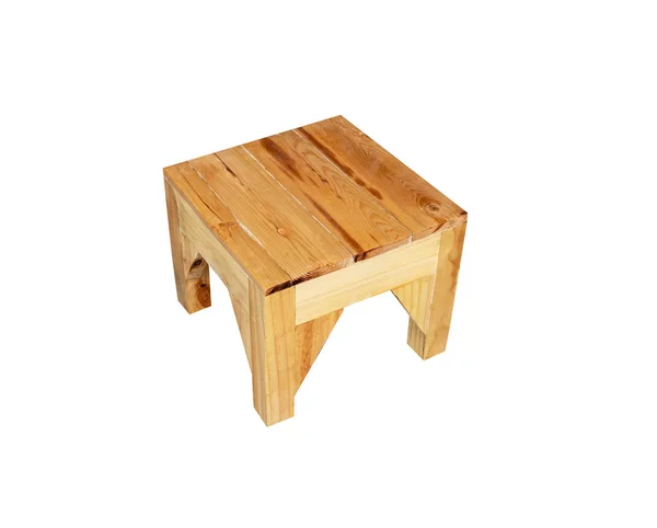 Petite chaise en bois isolé sur fond blanc avec clipping pa — Photo