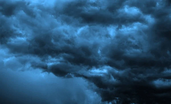 Ciemne chmury - wielki sztorm — Zdjęcie stockowe