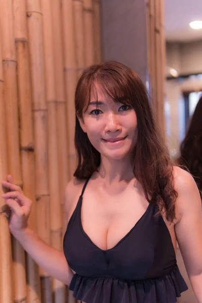 Closeup Asian Woman Sexy Black Bikini Stay Hotel Bathroo — Stock Photo, Image