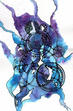 Mavi ve mor tonlarda soyut bir kompozisyon. Suluboya düzgünce birbiri içine akar, kozmik nebula ya da sualtı derinlikleri izlenimi yaratır. Üstte siyah bir çizim var..