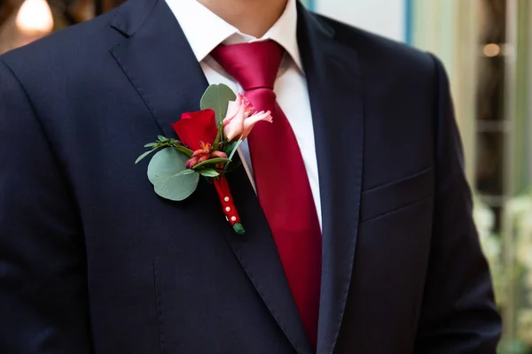 Boutonniere Boda Por Traje Del Novio — Foto de Stock