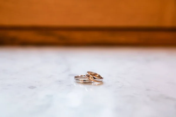 Anéis Ouro Para Cerimônia Casamento — Fotografia de Stock