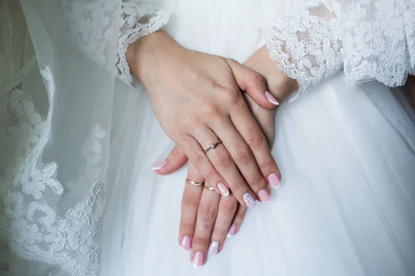 Νύφη Και Γαμπρός Χέρια Βέρες — Φωτογραφία Αρχείου