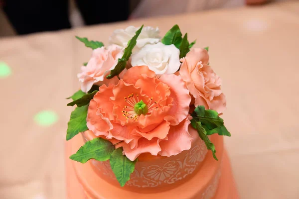 Delicioso Bolo Casamento Decorado Com Flores — Fotografia de Stock