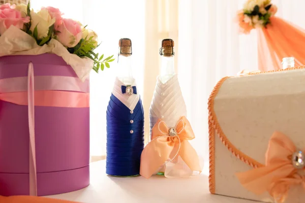 Served Table Restaurant Wedding Bottles — Stock Photo, Image