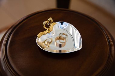 Altın alyans yüzük için stand