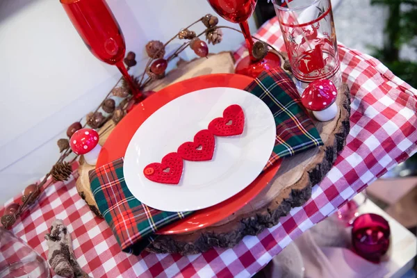 Mesa Restaurante Com Copos Guardanapos Talheres — Fotografia de Stock