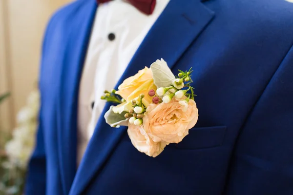 Casamento Boutonniere Terno Noivo — Fotografia de Stock