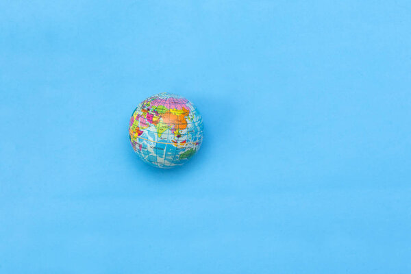 земной шар на голубом фоне, экватор Евразия, Азия, Индия, Китай, Австралия, Индонезия, Индийский океан, Африка
, 