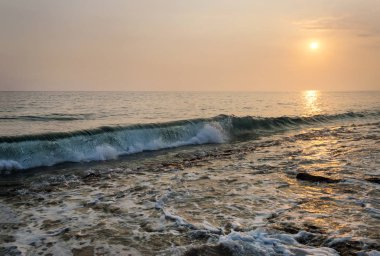dalga deniz günbatımı, Akdeniz, Türkiye, Antalya