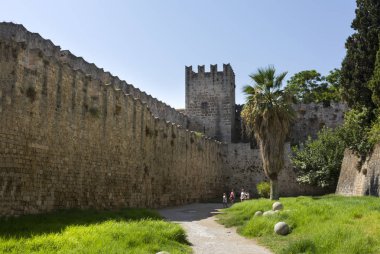 Rodos ortaçağ şövalye kalesi, yaz aylarında Rodos kale