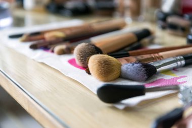 masada kozmetik için birçok fırçalar