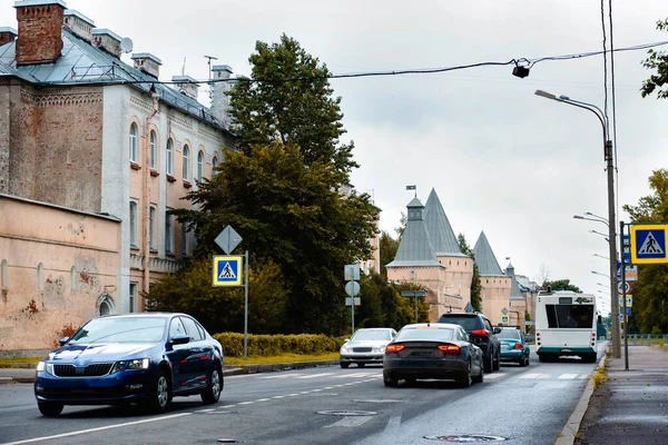 Autos Auf Der Straße Auf Der Straße Der Alten Russischen — Stockfoto