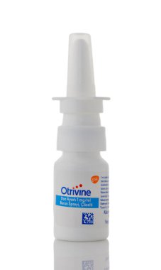 Gaziveren, Kıbrıs 09.21.2025 Otrivin burun dekonjestan spreyi 0.1 ksilometazin hidroklorür, nezle, alerji ve sinüzitin yol açtığı burun tıkanıklığının hızlı bir şekilde azaltılması için tasarlandı..