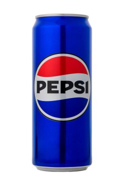 Gaziveren, Kıbrıs Rum Kesimi 09.16.2025 Serin Pepsi, alüminyum bir kutuda gölgeler olmadan saf beyaz bir arkaplanda izole edilmiştir. Stüdyo ürün çekimi, ferahlatıcı meşrubat, konserve kutusunda yoğunlaşma..