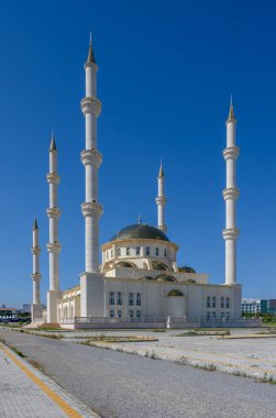 Selimiye Camii, Kuzey Kıbrıs 'taki en büyük ve ikonik camidir..