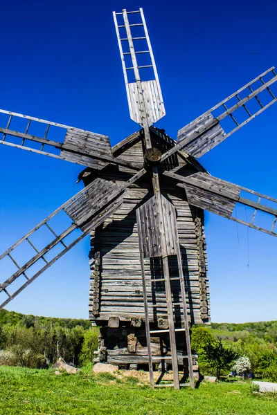 Kiev Ucrania Junio 2018 Foto Antiguo Molino Madera Museo Pirogovo — Foto de Stock