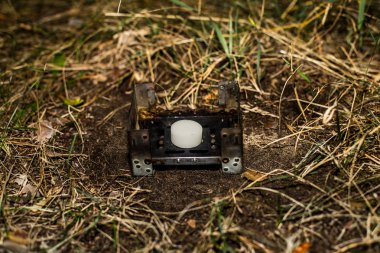 Esbit turist katlanır sobay kuru alkol tabletleri üzerinde çalışır (kuru yakıt), bir chippers olarak kullanılabilir