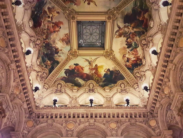 Opera Garnier Palace Delikatny Sali Sufit Zewnętrzach Jak Barokowe Bogactwo — Zdjęcie stockowe