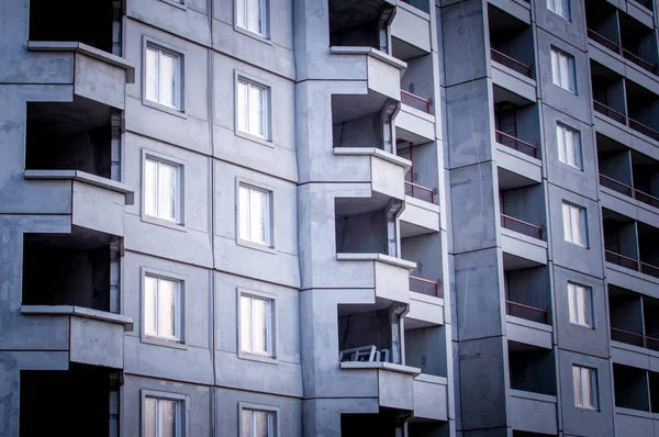 Cerca Casa Apartamentos Sin Terminar Concepto Una Construcción Duradera — Foto de Stock