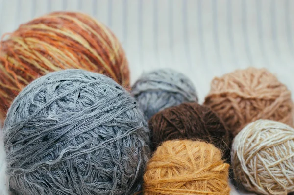 Многоцветные Клубки Пряжи Крупным Планом Концепция Вязания — стоковое фото
