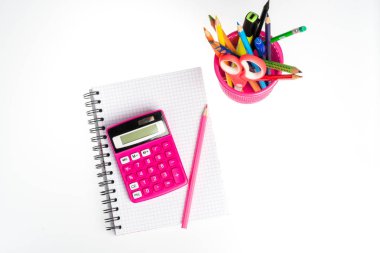 hesap makinesi, Not defteri ve kalem ile Okul arka plan