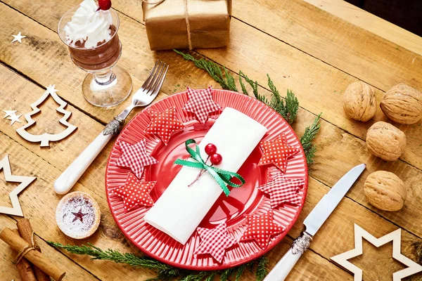 Beautiful Christmas Eve Background Old Wooden Table Red Plate Knife — Stock Photo, Image