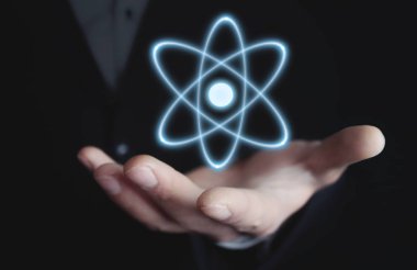 Beyaz işadamı holding atom. Güç ve İnovasyon kavramı