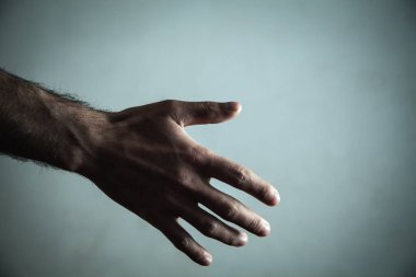 El el sıkışma için teklif. Anlaşma kavramı