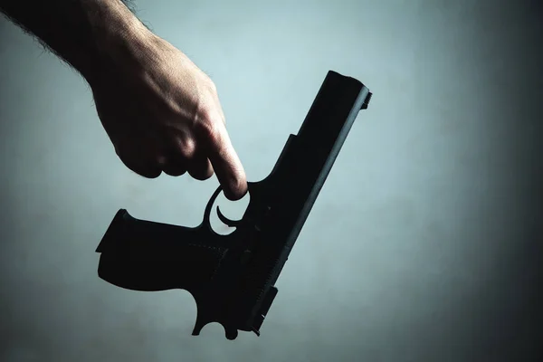 Pistola Mano Masculina Concepto Criminal — Foto de Stock