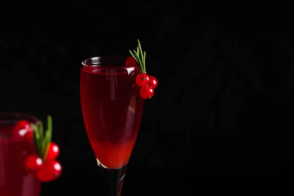 Glass Redcurrant Wine Drink Juice Decorated Rosemary Berries Dark Wooden — Stock Photo, Image