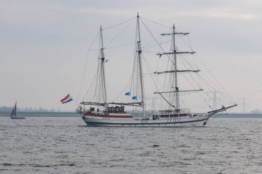 Kampen, Hollanda - 30 Mart 2018: Barquentine Abel Tasma