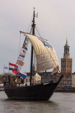 Kampen, Hollanda - 30 Mart 2018: Kampen Cog Düriye