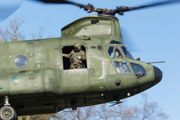 Olst Feb 7 2018: Exercício de helicóptero Amry e da Força Aérea — Fotografia de Stock