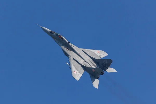 Leeuwarden, Holanda 18 de abril de 2018: A Polish Air Force MiG-2 — Fotografia de Stock