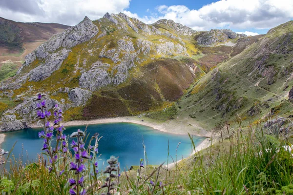 Lago Cueva Parque Nacional Somiedo España Asturias Lagos Glaciares Saliencia — Foto de Stock