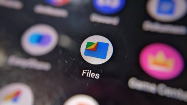 25 Eylül 2025 - Dosya uygulamasının seçici odak noktası, veri, fotoğraf veya video depolama uygulaması.