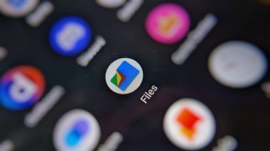 25 Eylül 2025 - Dosya uygulamasının seçici odak noktası, veri, fotoğraf veya video depolama uygulaması.