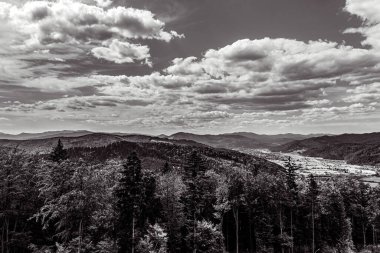 Karpatlar'ın güzel dağlarda
