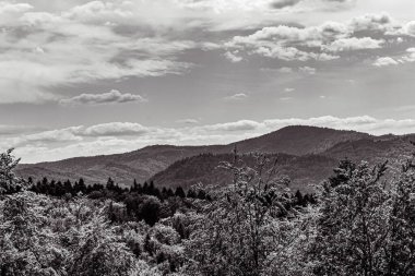 Dağların güzel manzarası